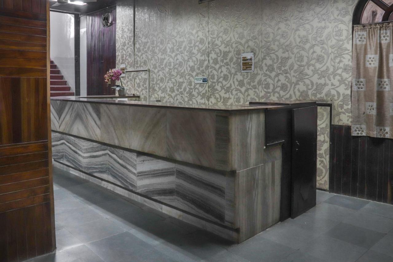 Spot On 49477 Hotel Galaxy Dimapur Bagian luar foto