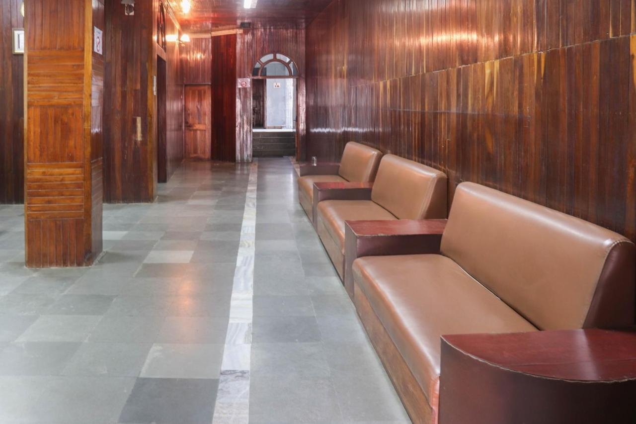 Spot On 49477 Hotel Galaxy Dimapur Bagian luar foto